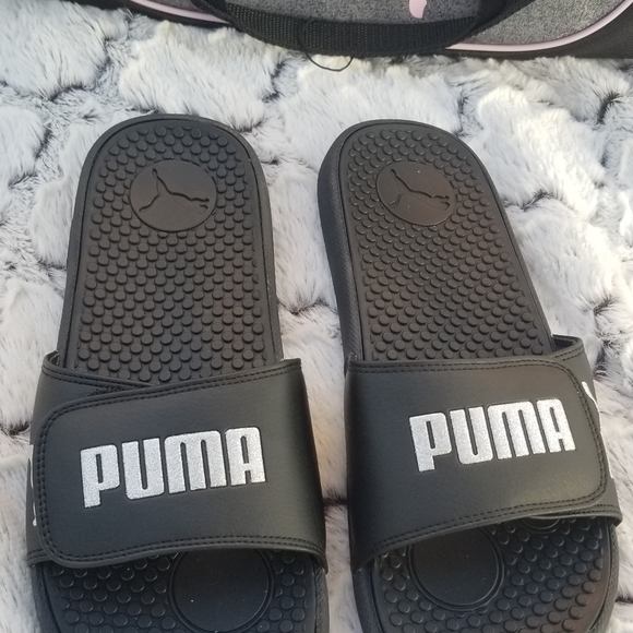 🔥PUMA!!!🔥SILVER GLITTER PUMA SLIDES!! LAST!! - Picture 7 of 8